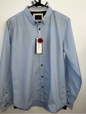Level Ten Men's Sky Blue geometric Print Dress Shirt Medium NWT